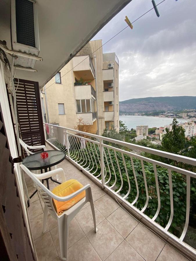 Apartmani Lovor Херцег-Нови Экстерьер фото