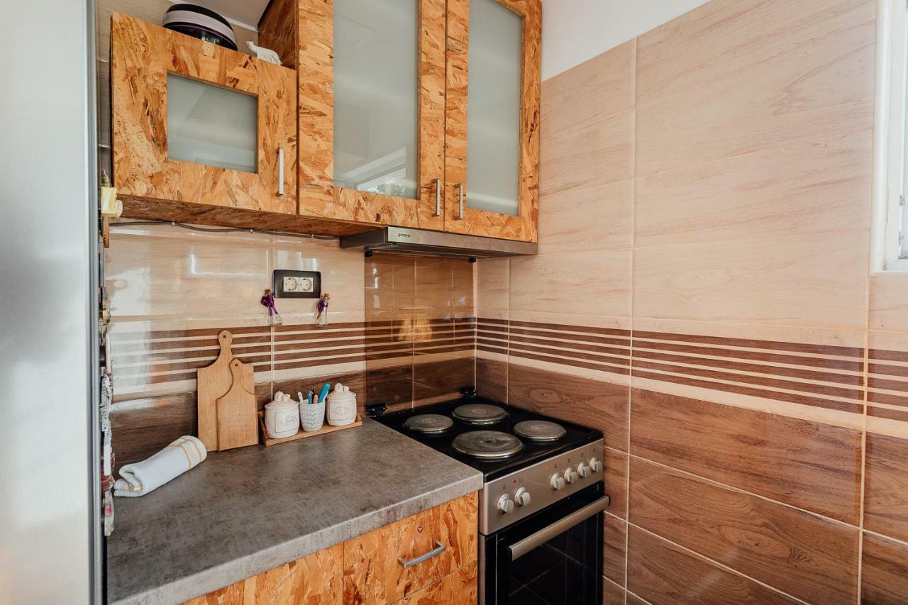 Apartmani Lovor Херцег-Нови Экстерьер фото